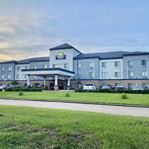 Days Inn & Suites By Wyndham Houston / West Energy Corridor